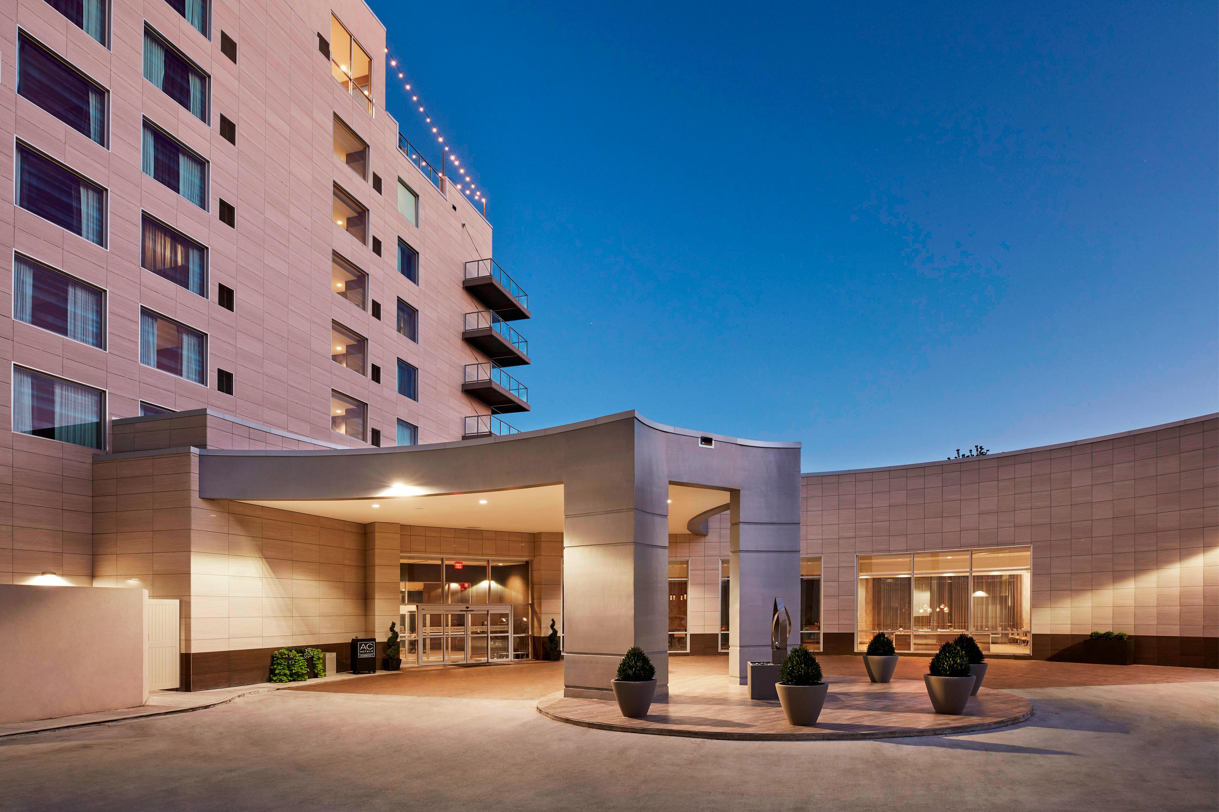 Ac Hotel By Marriott Cincinnati At The Banks Eksteriør bilde