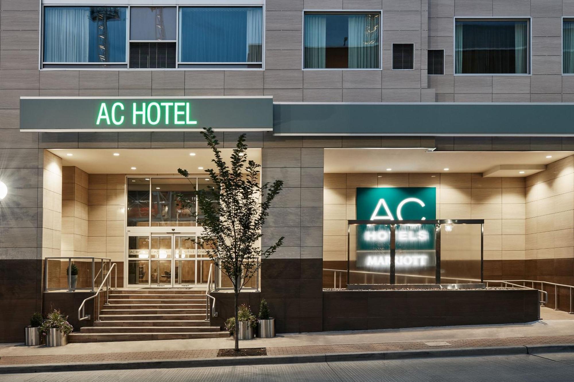 Ac Hotel By Marriott Cincinnati At The Banks Eksteriør bilde