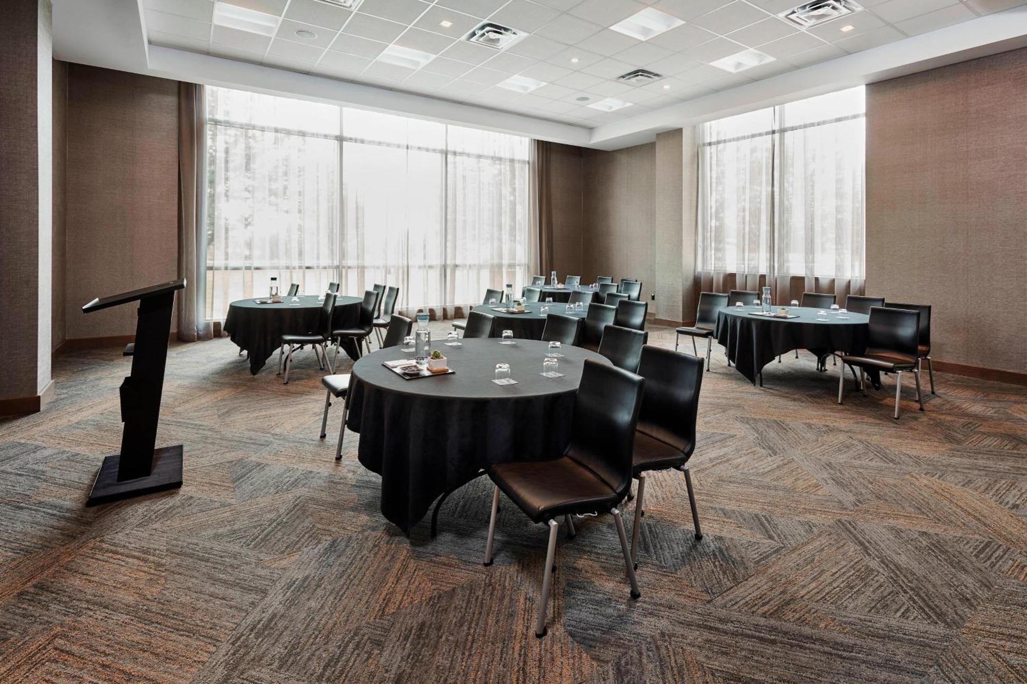 Ac Hotel By Marriott Cincinnati At The Banks Eksteriør bilde