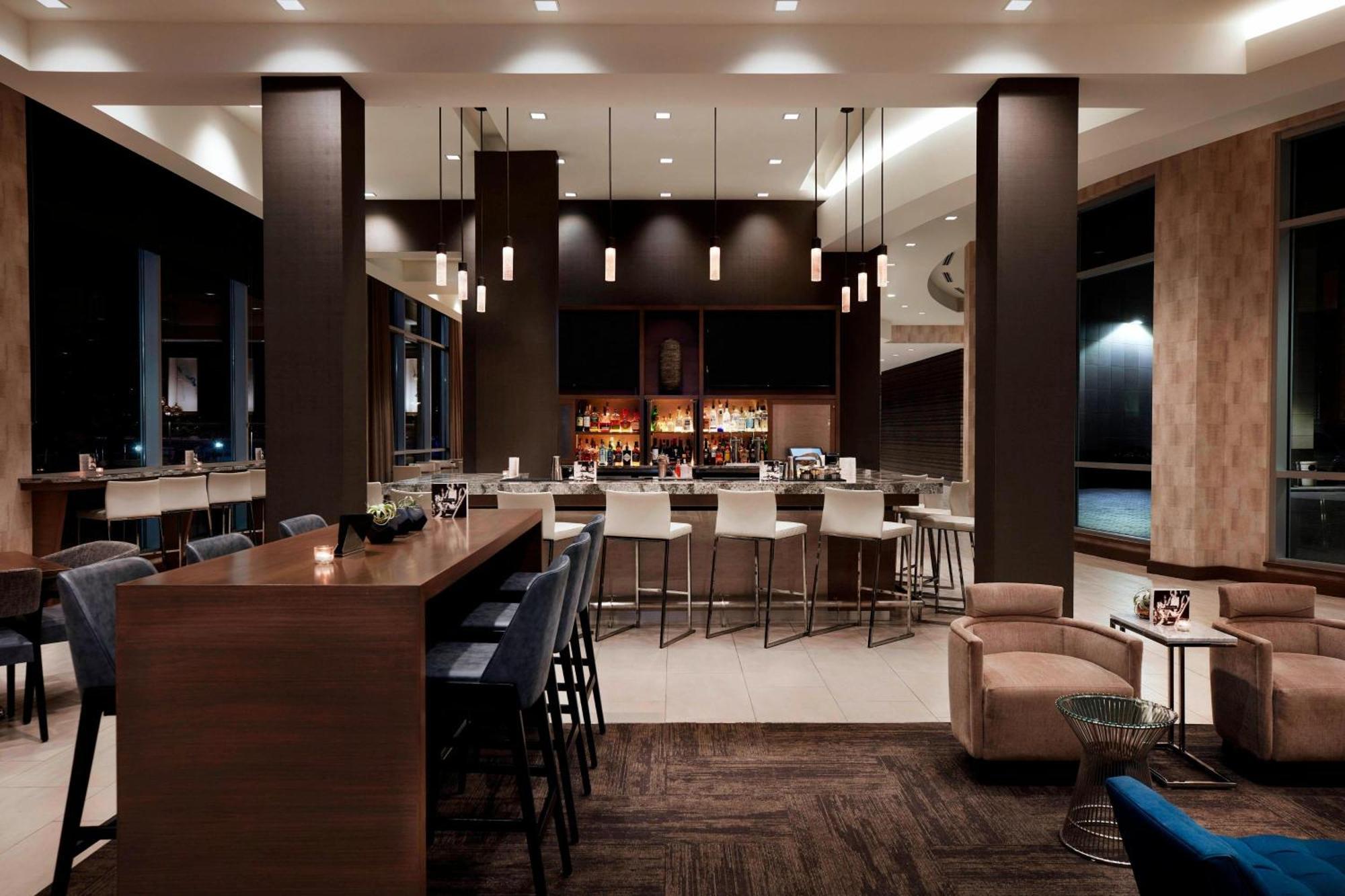 Ac Hotel By Marriott Cincinnati At The Banks Eksteriør bilde