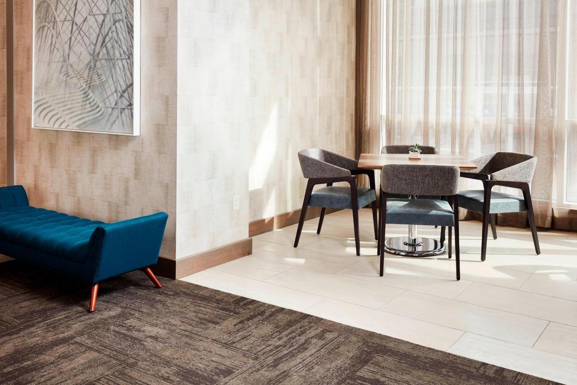Ac Hotel By Marriott Cincinnati At The Banks Eksteriør bilde