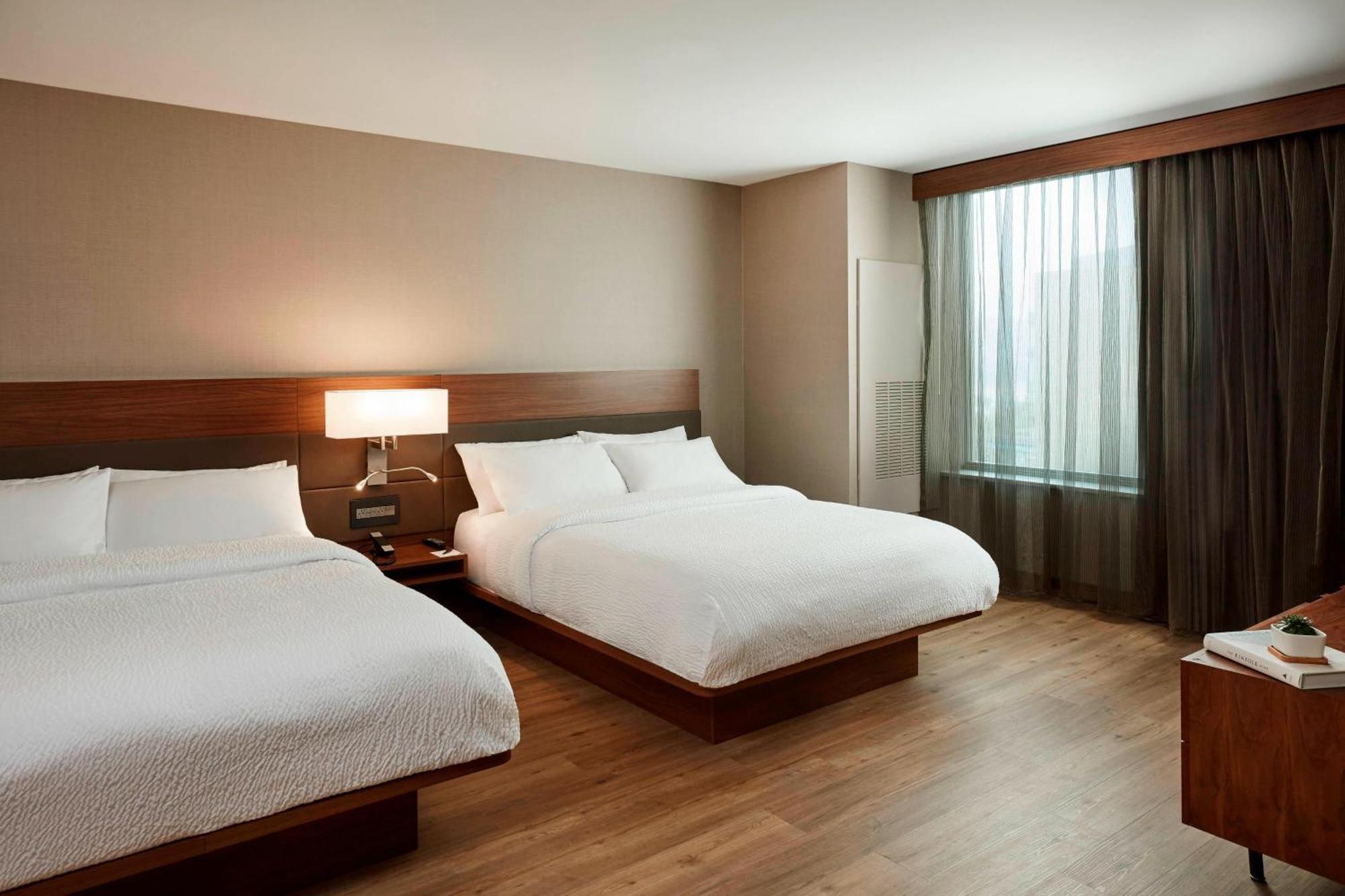 Ac Hotel By Marriott Cincinnati At The Banks Eksteriør bilde