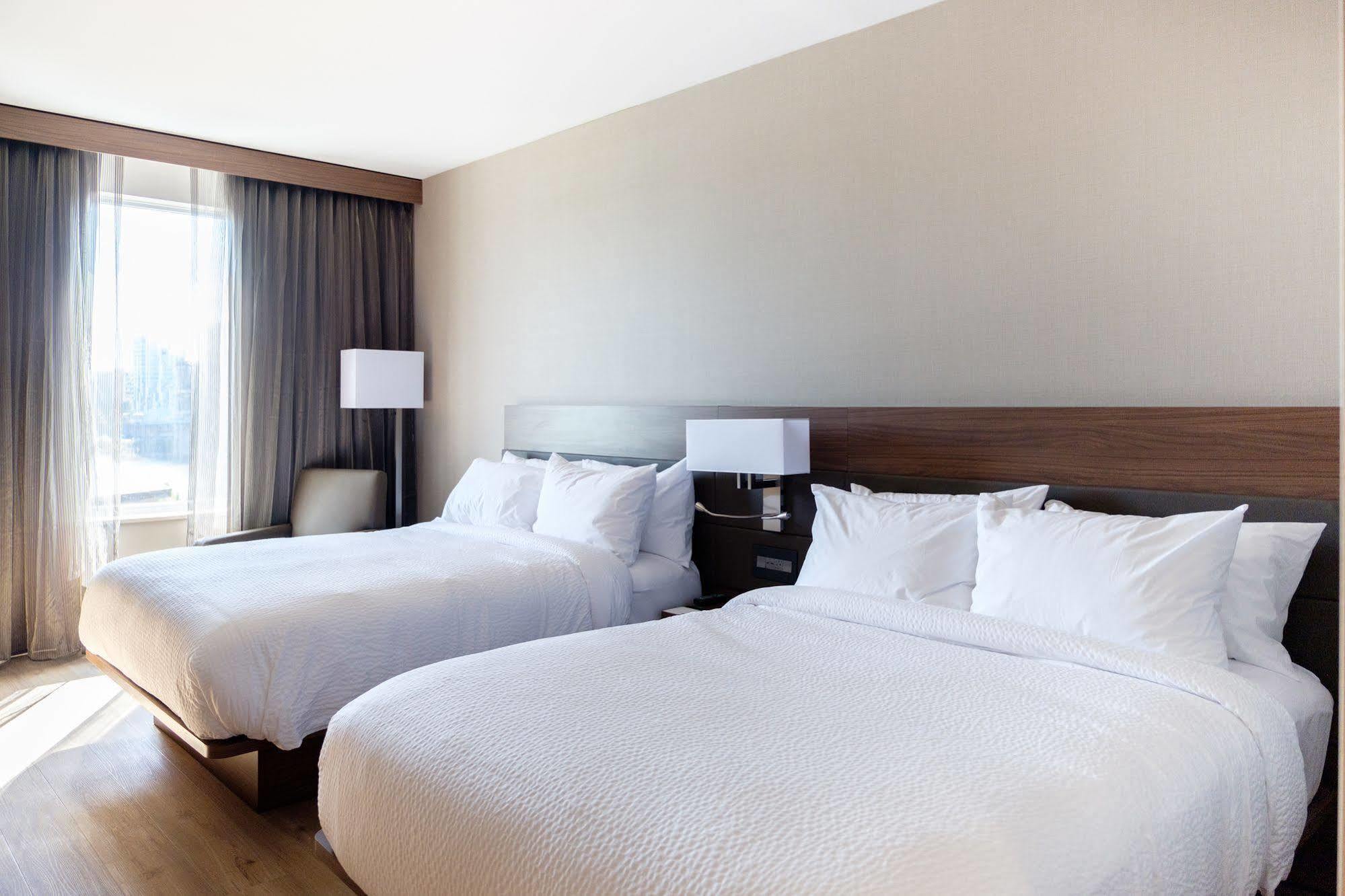 Ac Hotel By Marriott Cincinnati At The Banks Eksteriør bilde